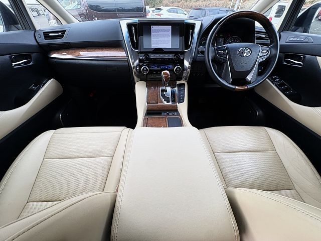 TOYOTA ALPHARD HYBRID