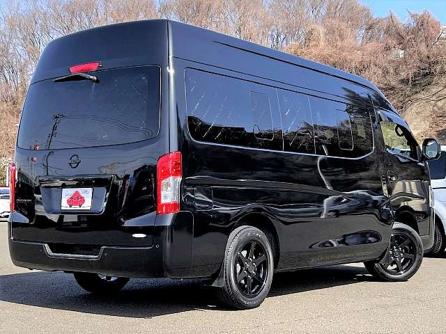 NISSAN CARAVAN (URVAN)