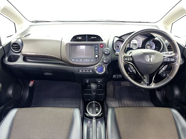 HONDA FIT SHUTTLE HYBIRD