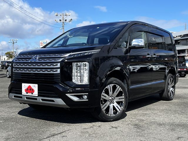 MITSUBISHI DELICA D5