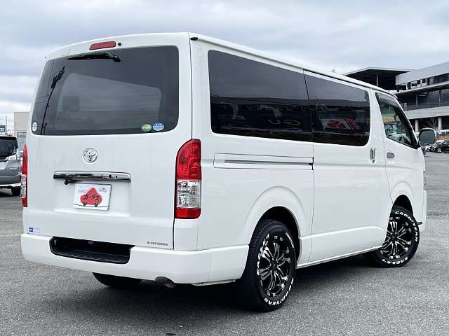 TOYOTA REGIUS ACE VAN