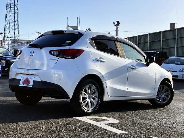 MAZDA DEMIO (MAZDA2)