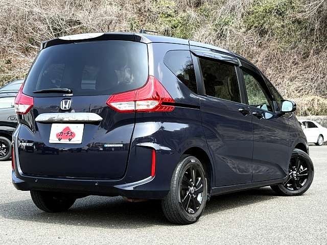 HONDA FREED HYBIRD