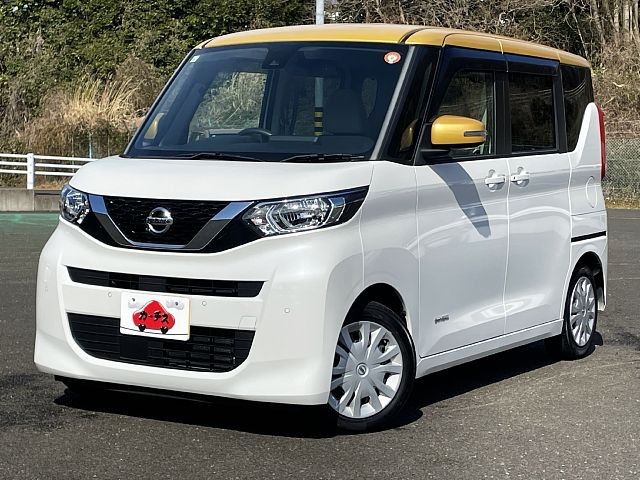 NISSAN ROOX