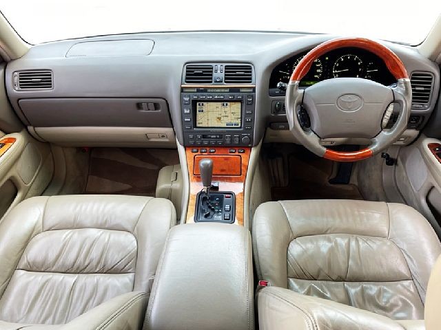 TOYOTA CELSIOR (LEXUS LS400)