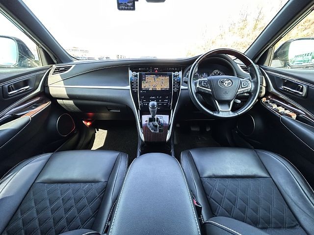 TOYOTA HARRIER HYBRID