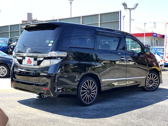 TOYOTA VELLFIRE