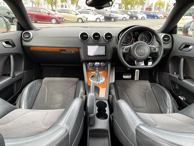 AUDI TT COUPE