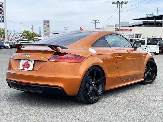 AUDI TT COUPE