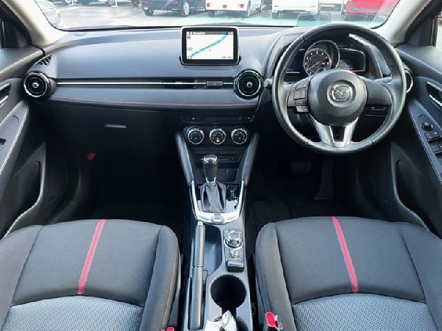 MAZDA DEMIO (MAZDA2)
