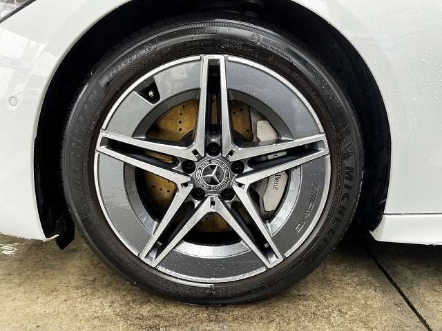 MERCEDES BENZ C CLASS