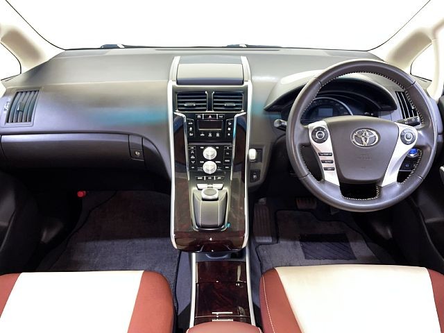 TOYOTA SAI