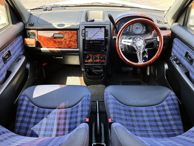 MITSUOKA YUGA
