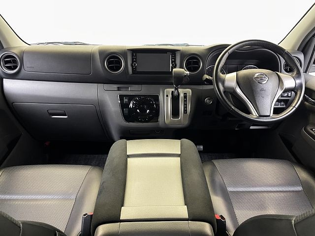 NISSAN NV350 CARAVAN VAN
