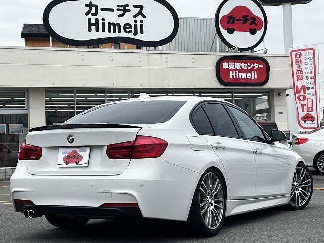 BMW 320i (3 SERIES)