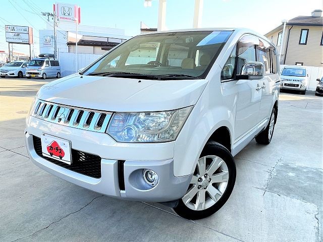 MITSUBISHI DELICA D5