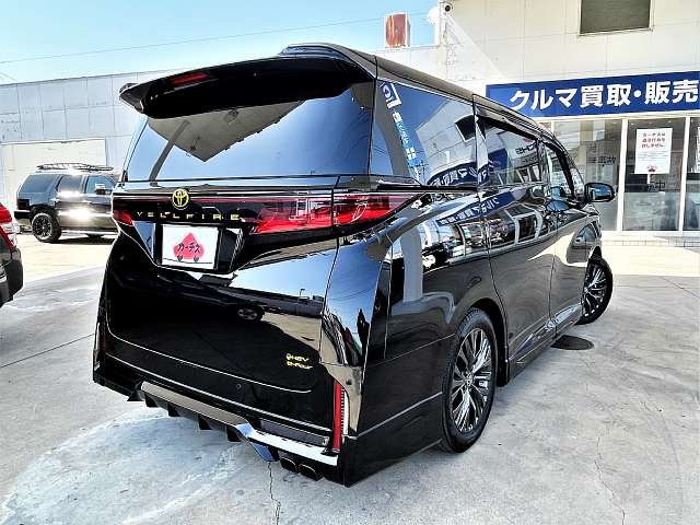 TOYOTA VELLFIRE HYBRID