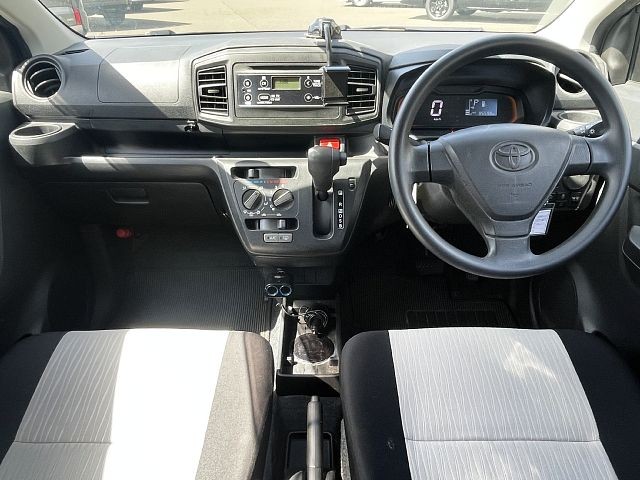 TOYOTA PIXIS