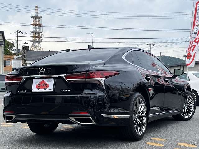 LEXUS LS