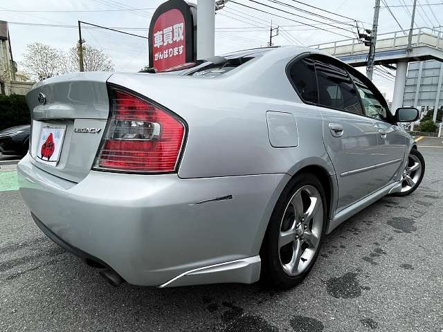 SUBARU LEGACY B4