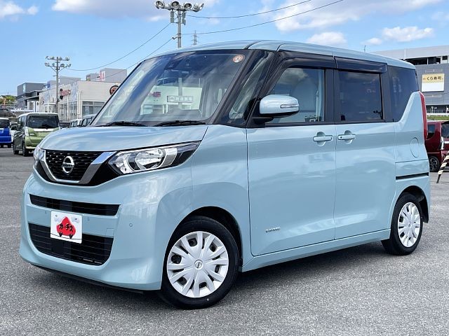 NISSAN ROOX