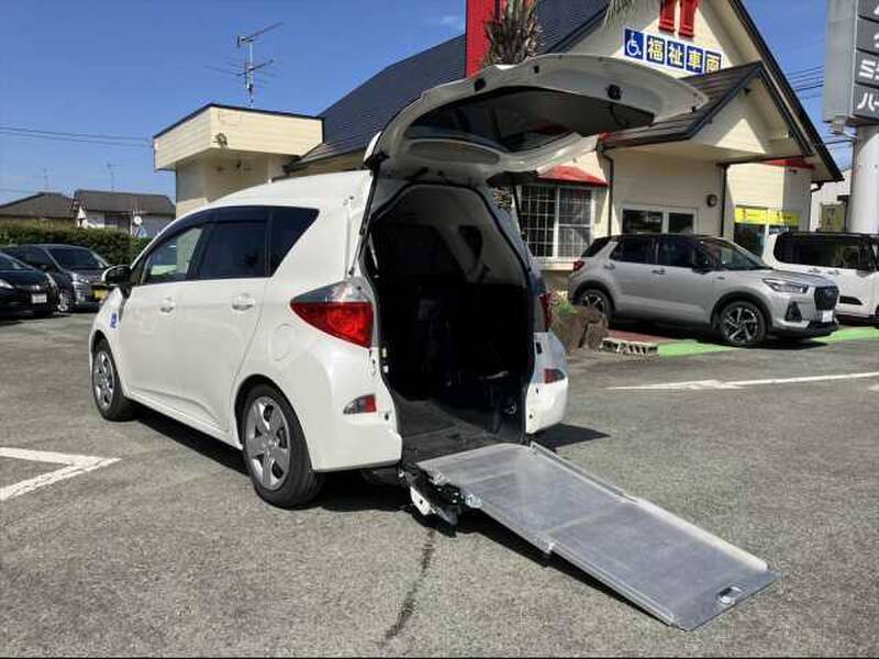 TOYOTA RACTIS