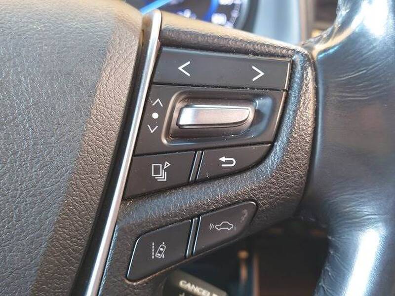 TOYOTA VELLFIRE HYBRID