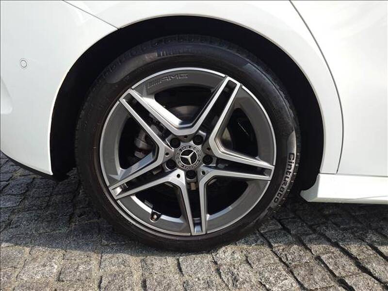 MERCEDES BENZ B-CLASS
