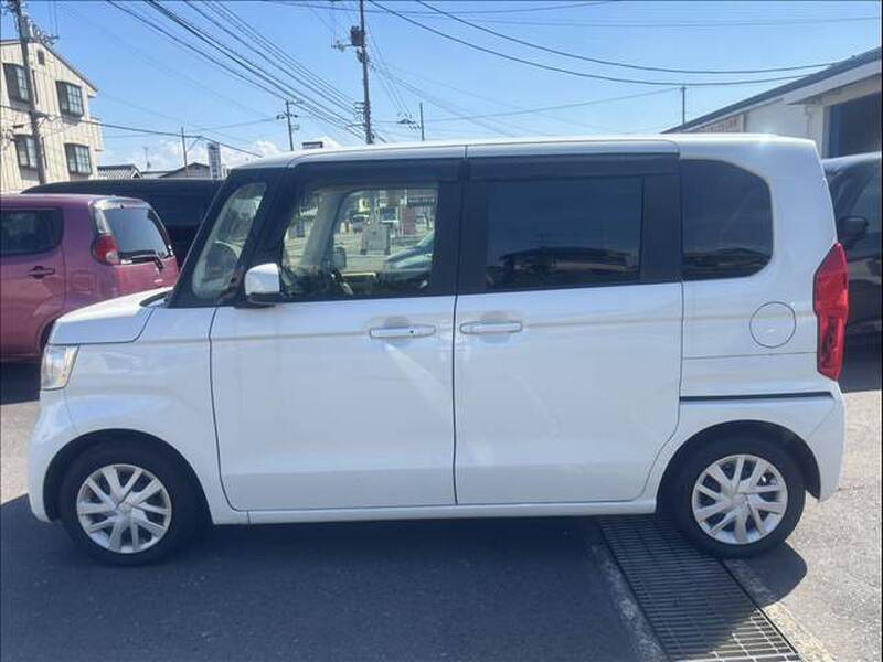 HONDA N-BOX