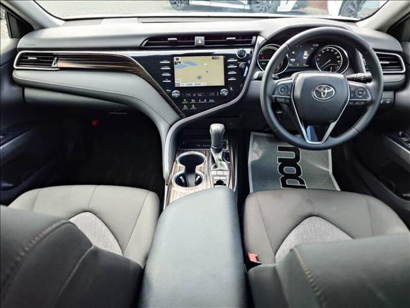 TOYOTA CAMRY