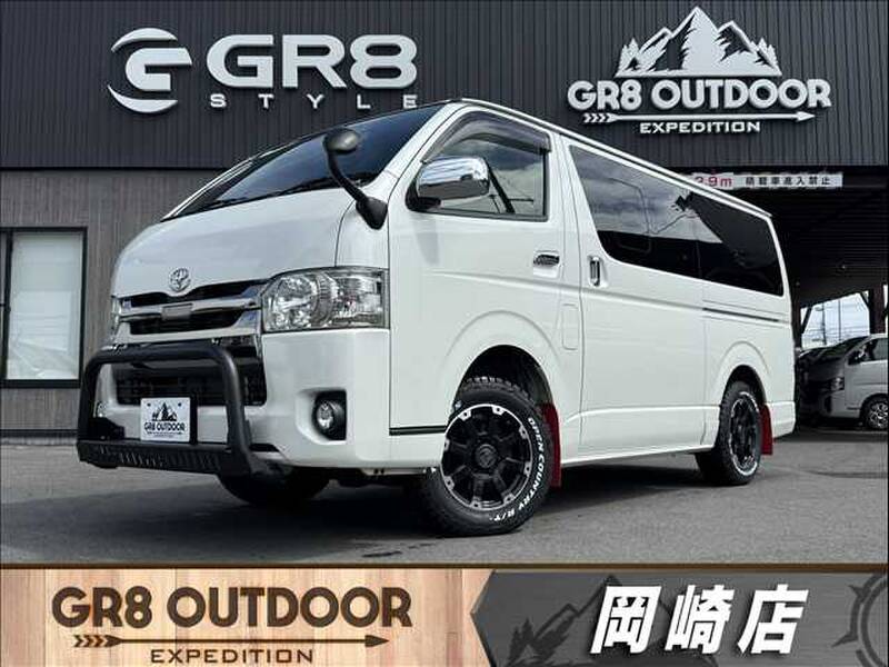 TOYOTA REGIUS ACE VAN