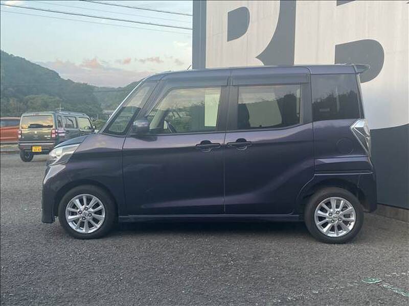 NISSAN DAYZ ROOX