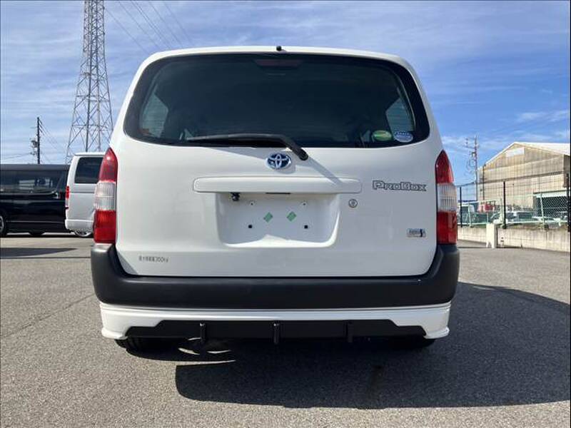 TOYOTA PROBOX VAN
