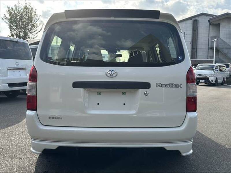 TOYOTA PROBOX VAN