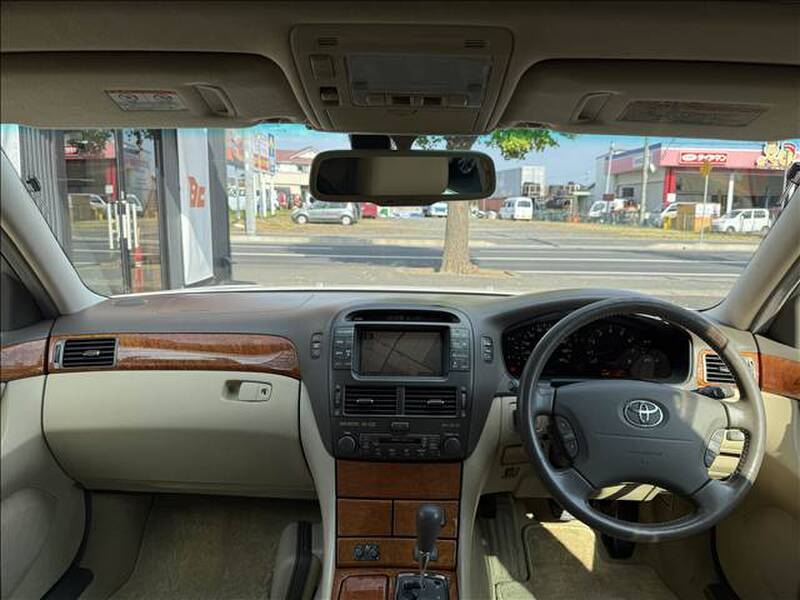 TOYOTA CELSIOR (LEXUS LS400)