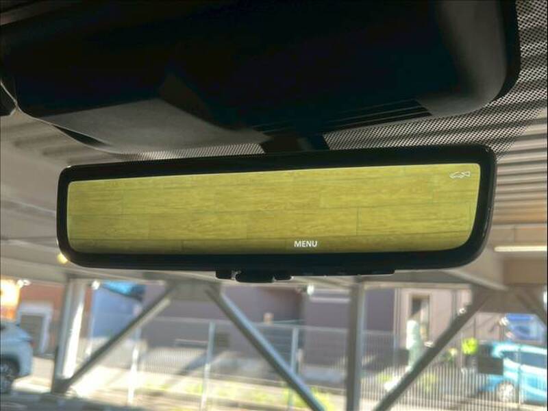 MITSUBISHI OUTLANDER PHV