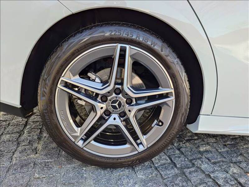 MERCEDES BENZ CLA-CLASS