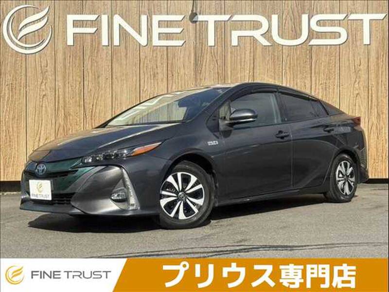TOYOTA PRIUS PHV