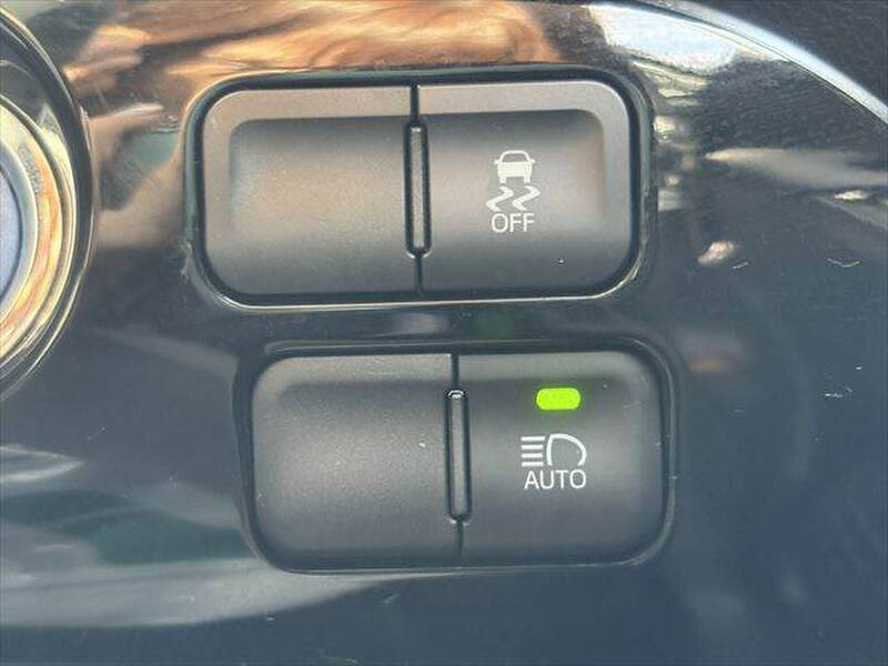 TOYOTA PRIUS PHV