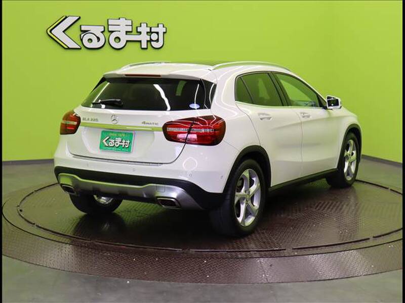 MERCEDES BENZ GLA-CLASS