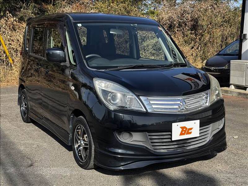 MITSUBISHI DELICA D2