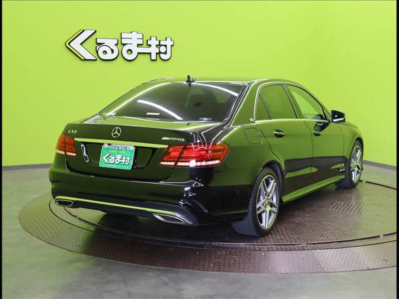MERCEDES BENZ E-CLASS Sedan