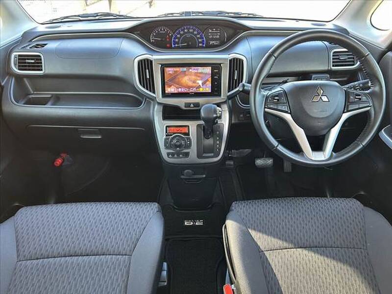 MITSUBISHI DELICA D2