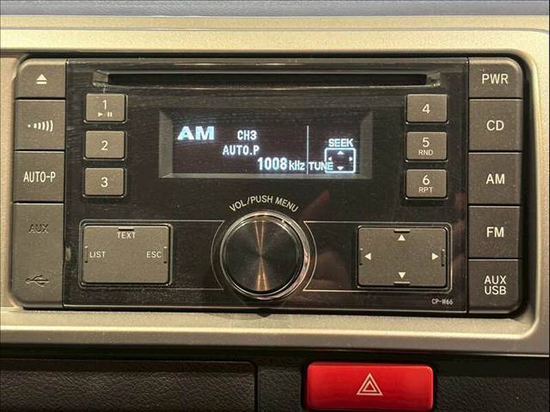 TOYOTA HIACE WAGON