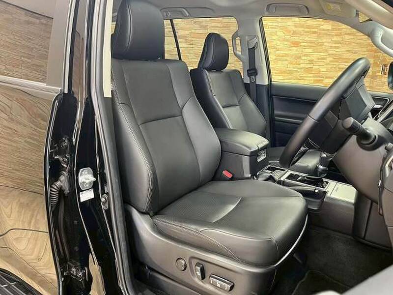 TOYOTA LAND CRUISER PRADO (LEXUS GX400)