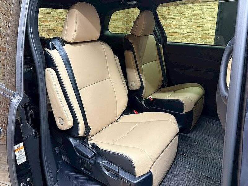 TOYOTA ESTIMA (PREVIA)