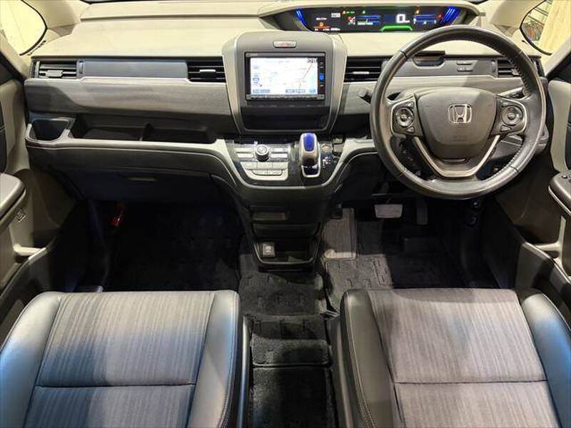 HONDA FREED HYBIRD