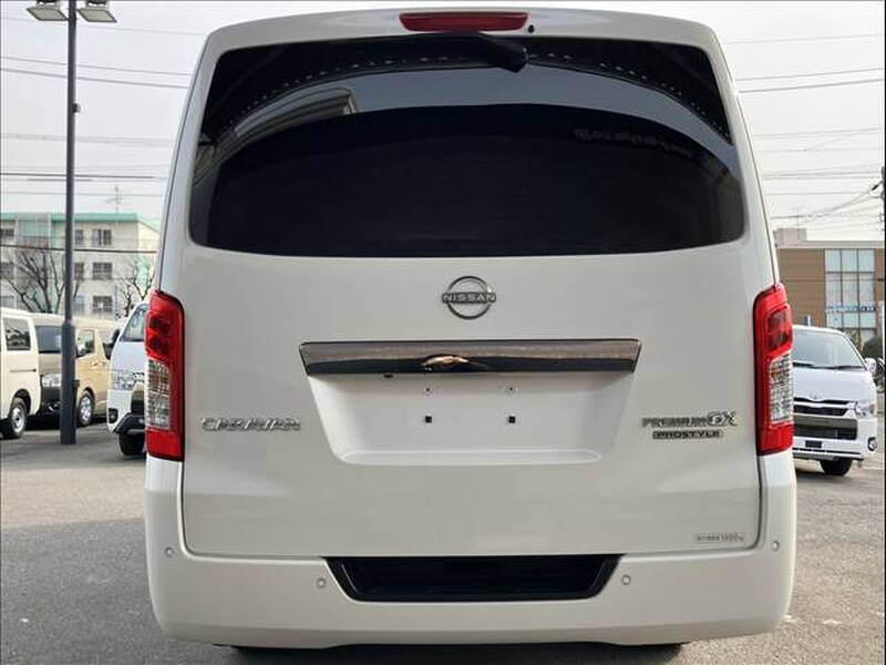NISSAN CARAVAN (URVAN)