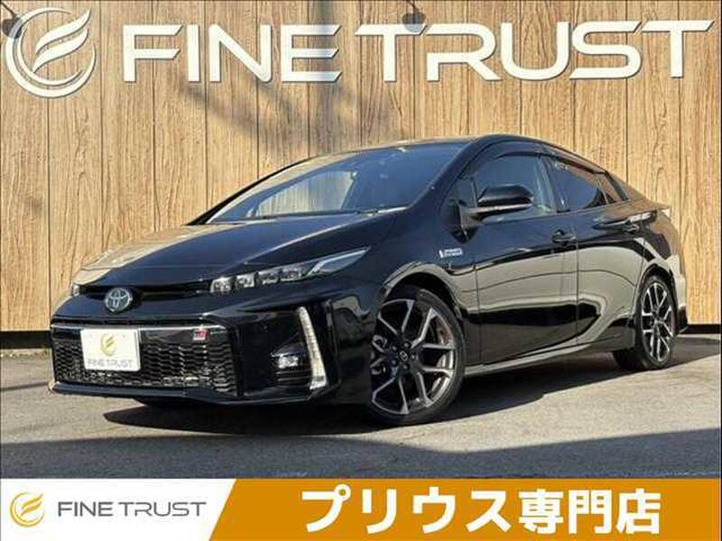 TOYOTA PRIUS PHV