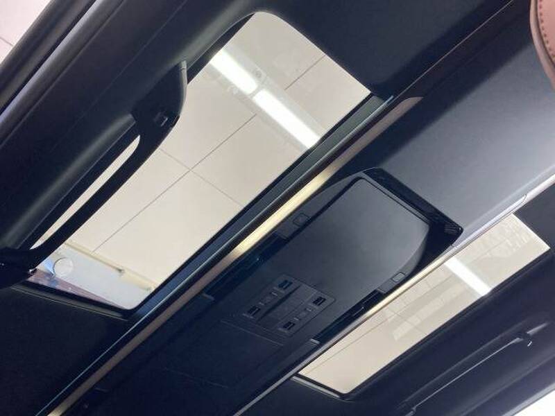 TOYOTA VELLFIRE HYBRID
